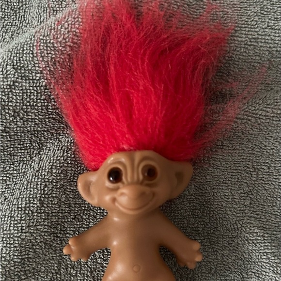 Uneeda Wishnik Other - Uneeda Wishnik 3" Troll- Double Horseshoe Foot Markings